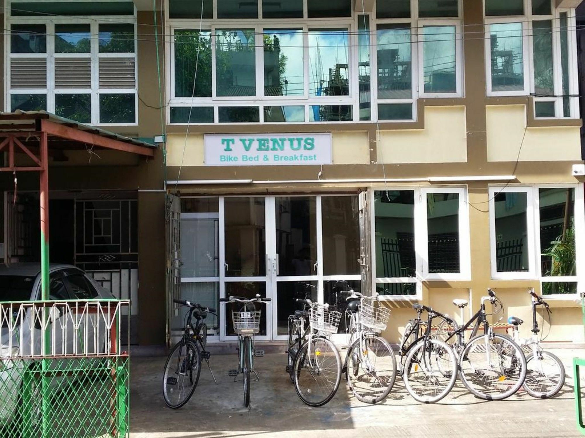הוסטל יאנגון T Venus מראה חיצוני תמונה